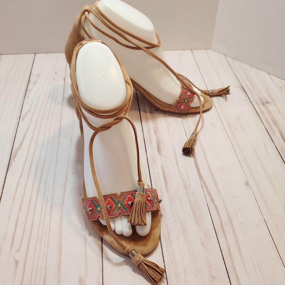 Botkier Penelope Suede Embroidered Tassel Sandal Size 7.5